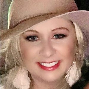 Meet your Posher, Mary jane